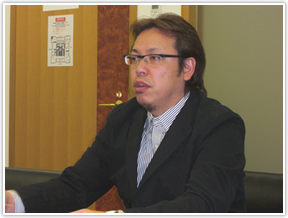 奥村浩一氏